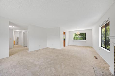 6336 Stone Bridge Road Santa Rosa CA 95409