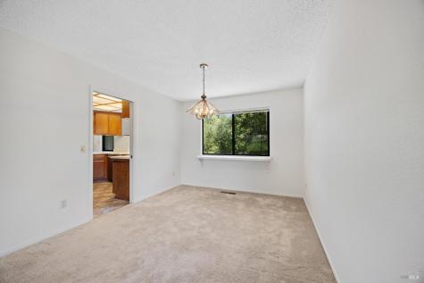 6336 Stone Bridge Road Santa Rosa CA 95409