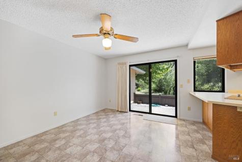 6336 Stone Bridge Road Santa Rosa CA 95409