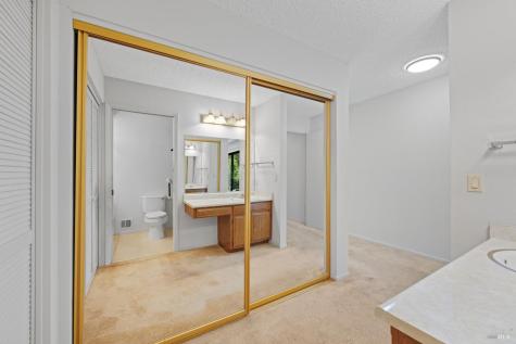 6336 Stone Bridge Road Santa Rosa CA 95409