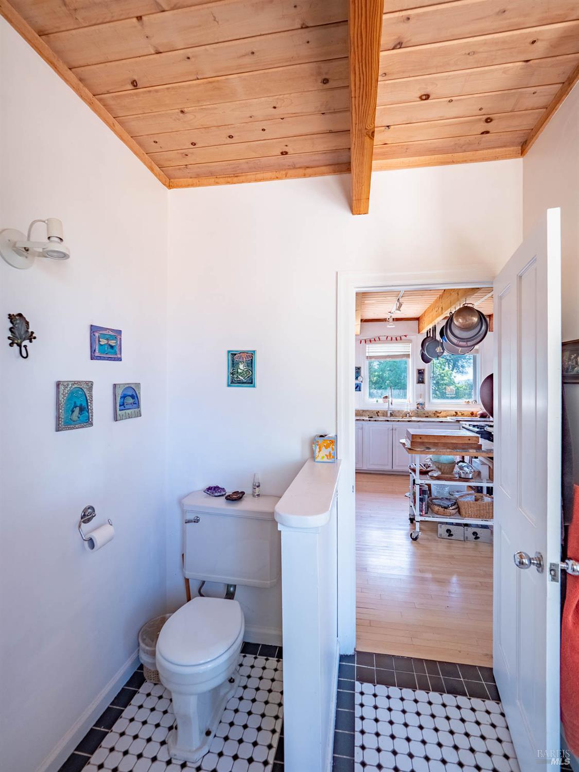16101 Lost Creek Road Yorkville CA 95494