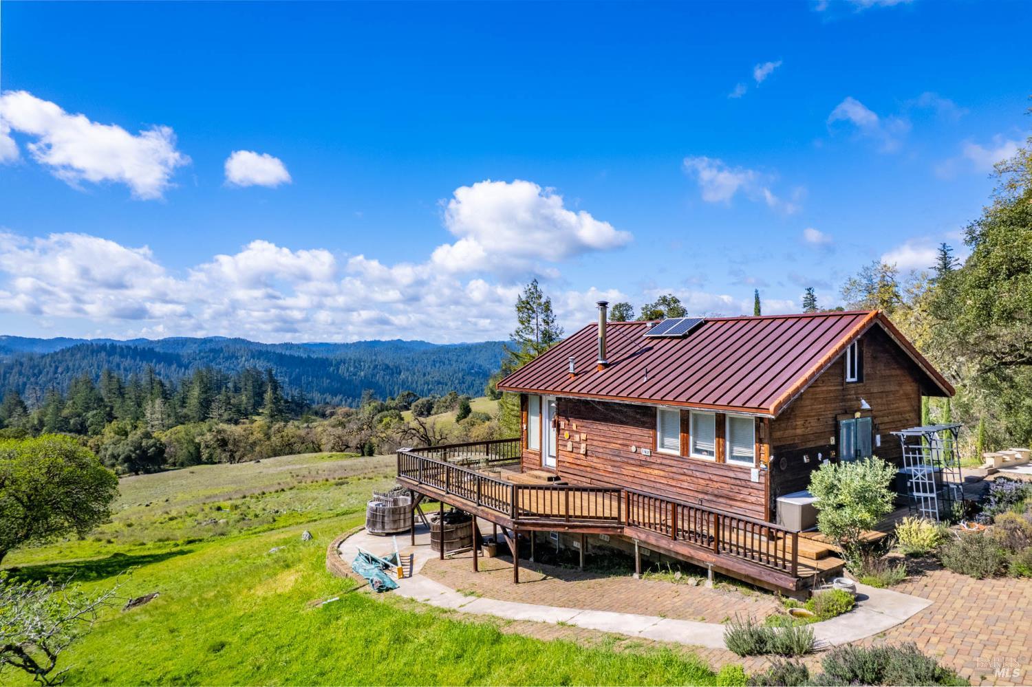 16101 Lost Creek Road Yorkville CA 95494