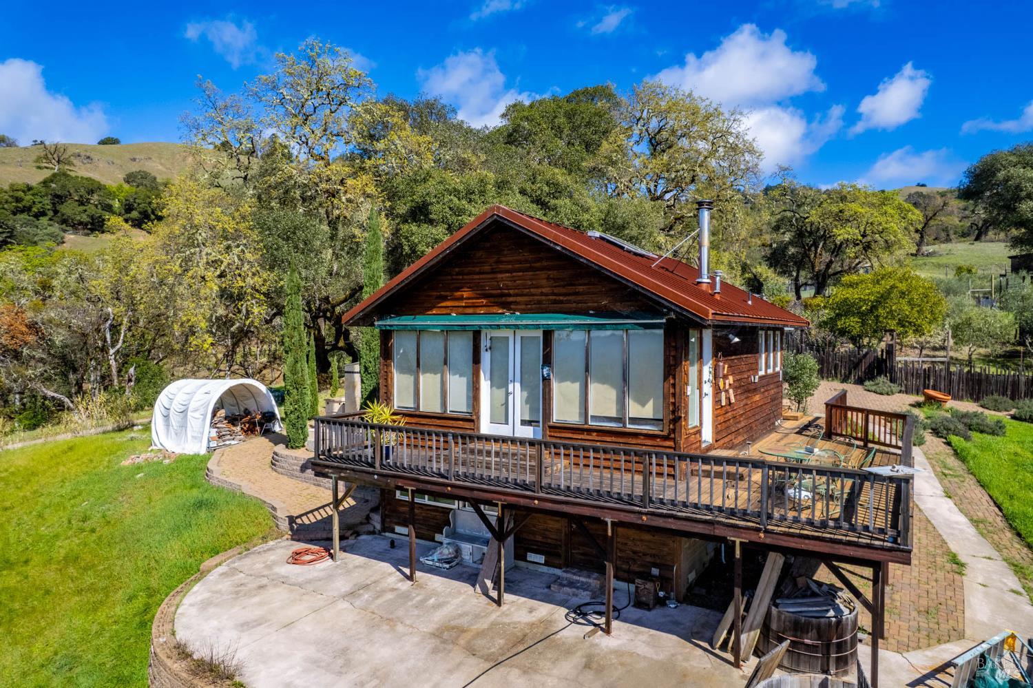 16101 Lost Creek Road Yorkville CA 95494