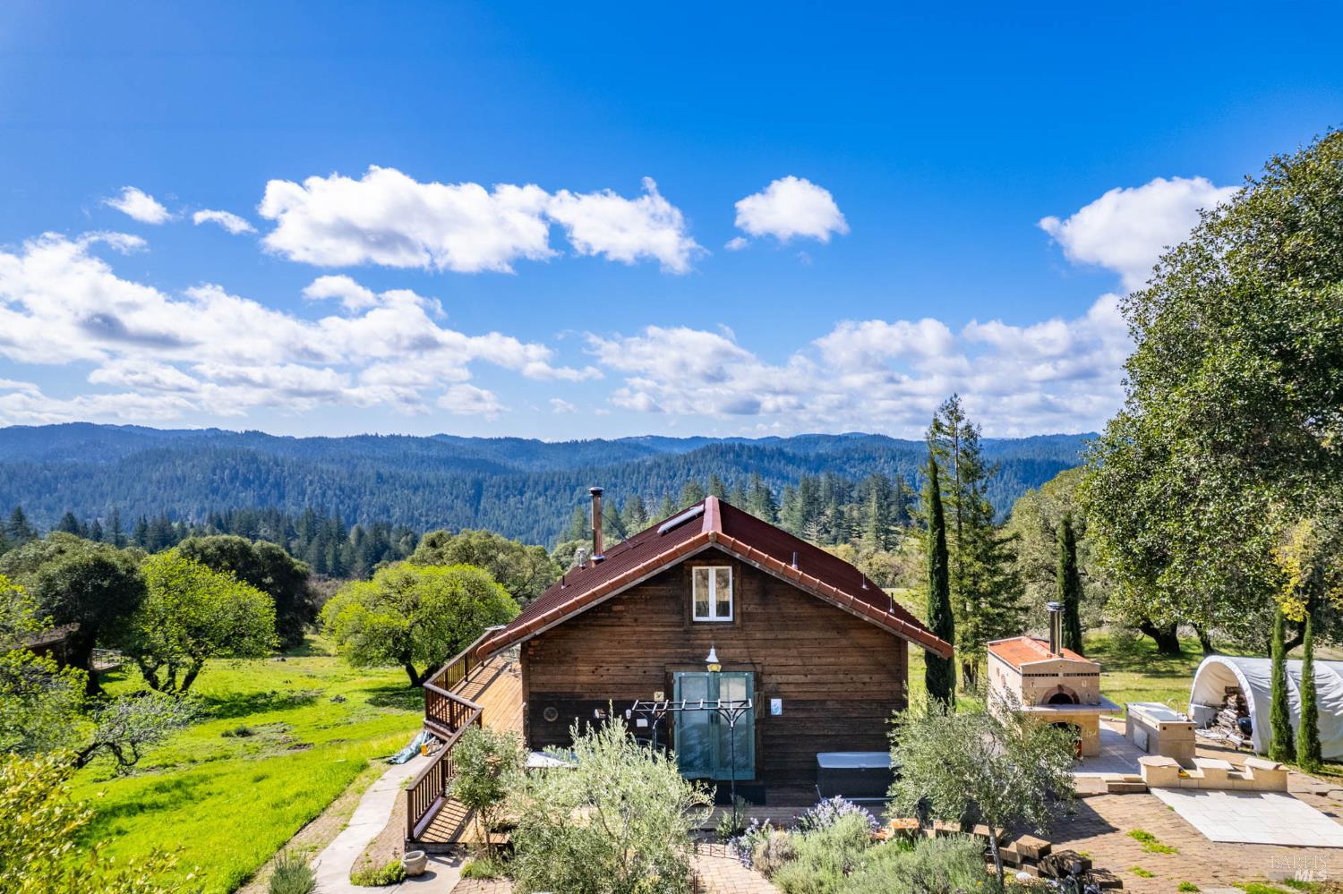 16101 Lost Creek Road Yorkville CA 95494