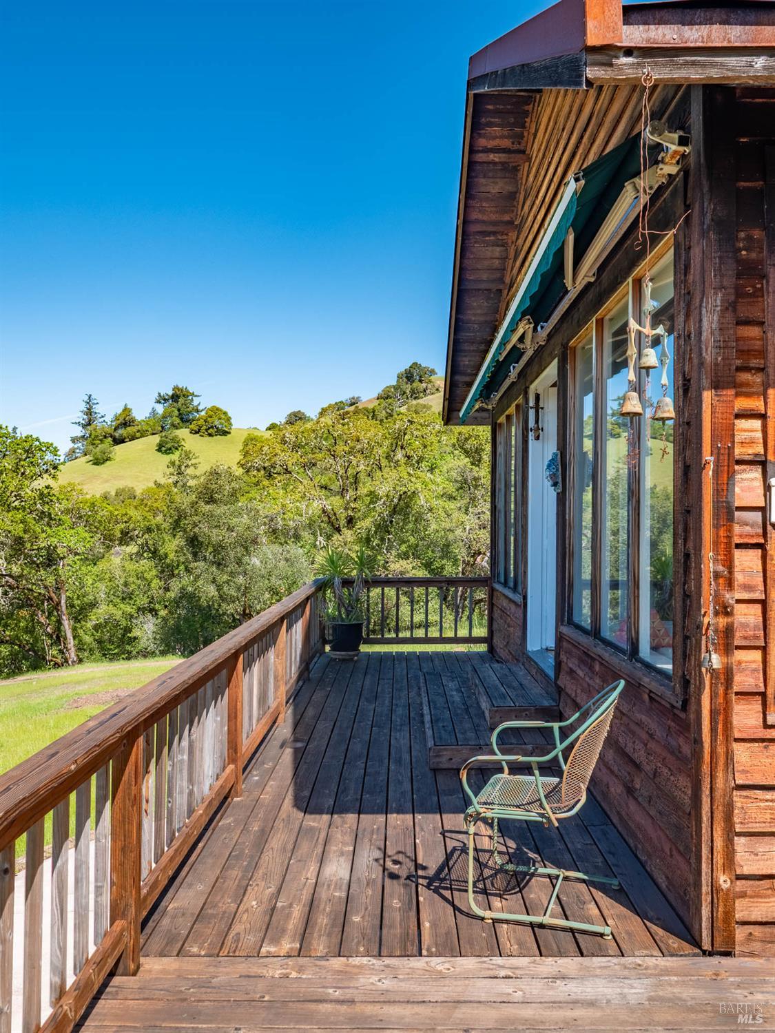 16101 Lost Creek Road Yorkville CA 95494