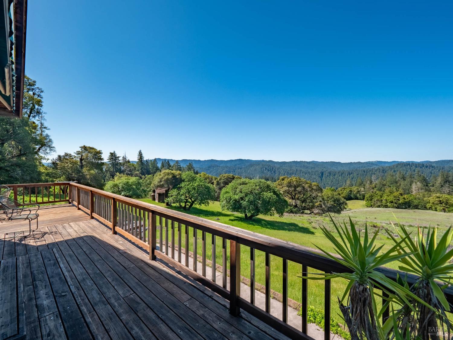 16101 Lost Creek Road Yorkville CA 95494