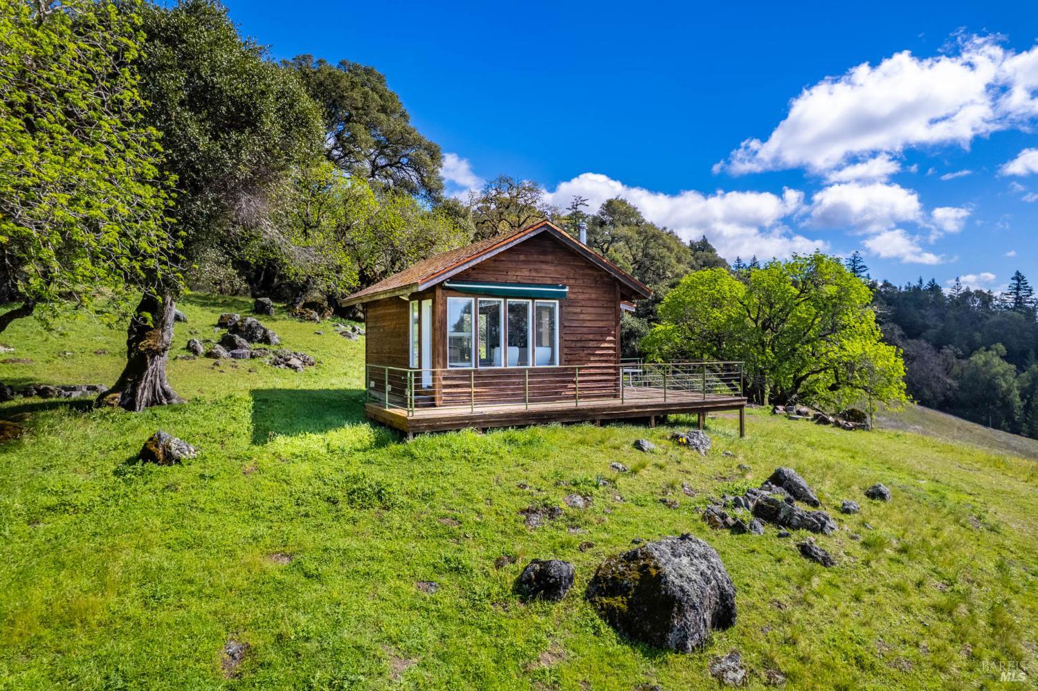 16101 Lost Creek Road Yorkville CA 95494
