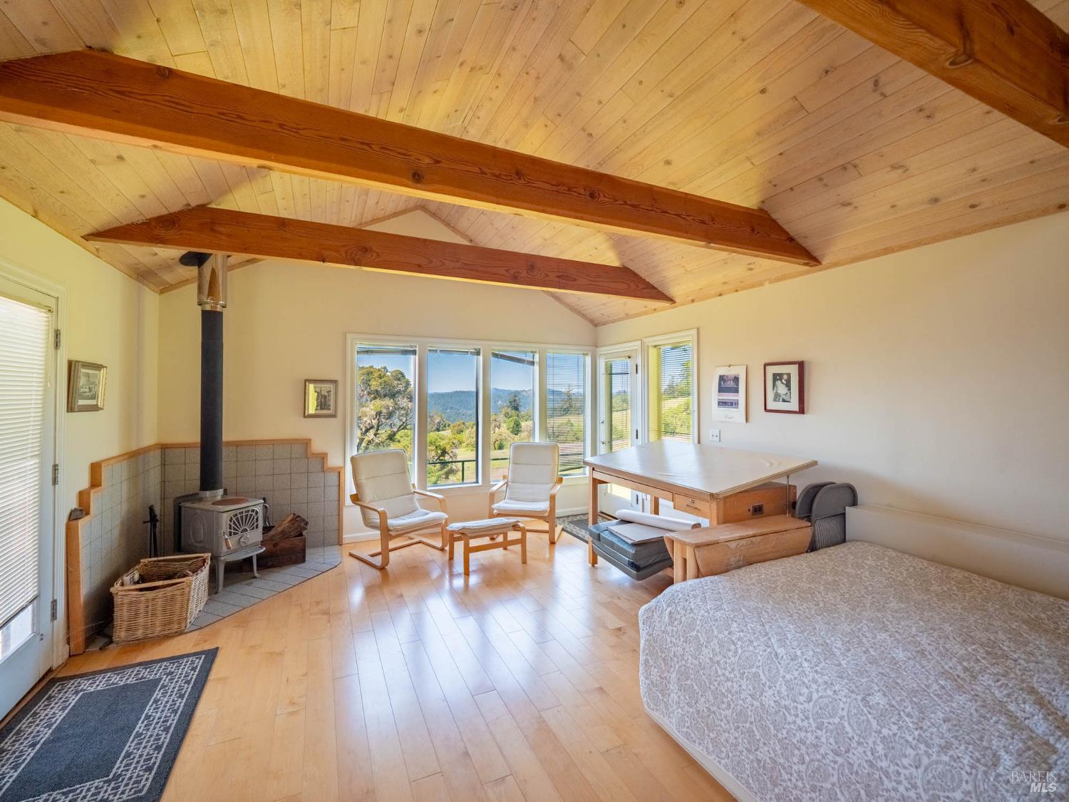 16101 Lost Creek Road Yorkville CA 95494