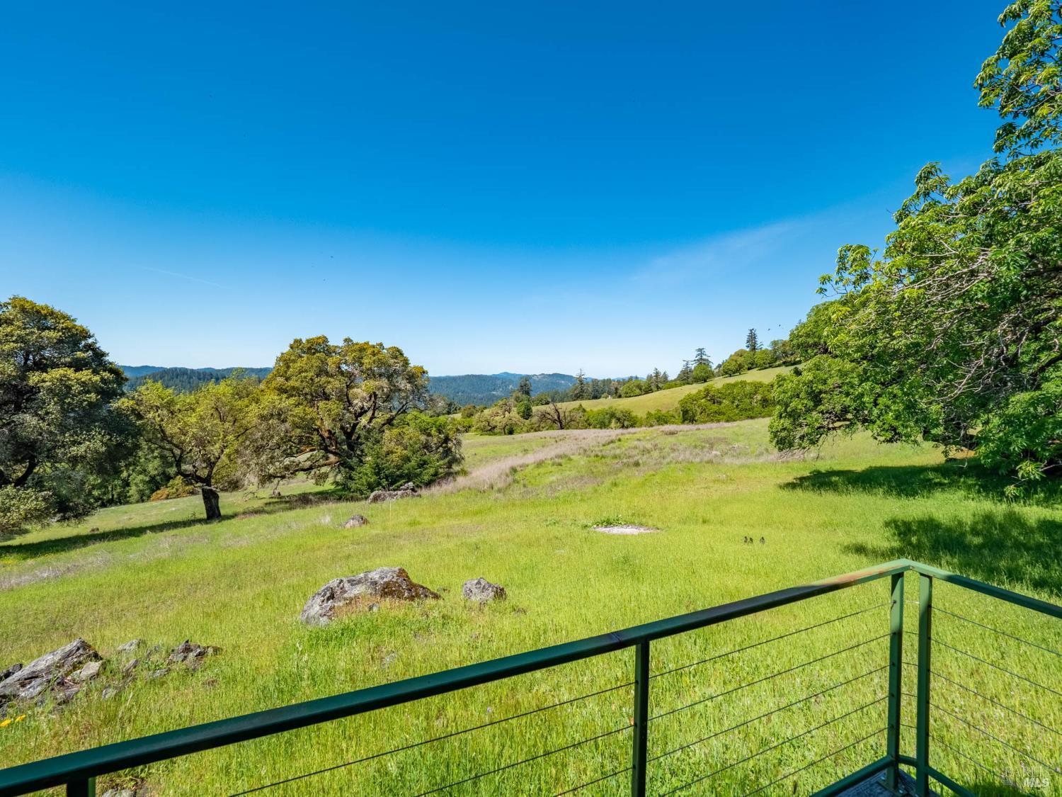 16101 Lost Creek Road Yorkville CA 95494