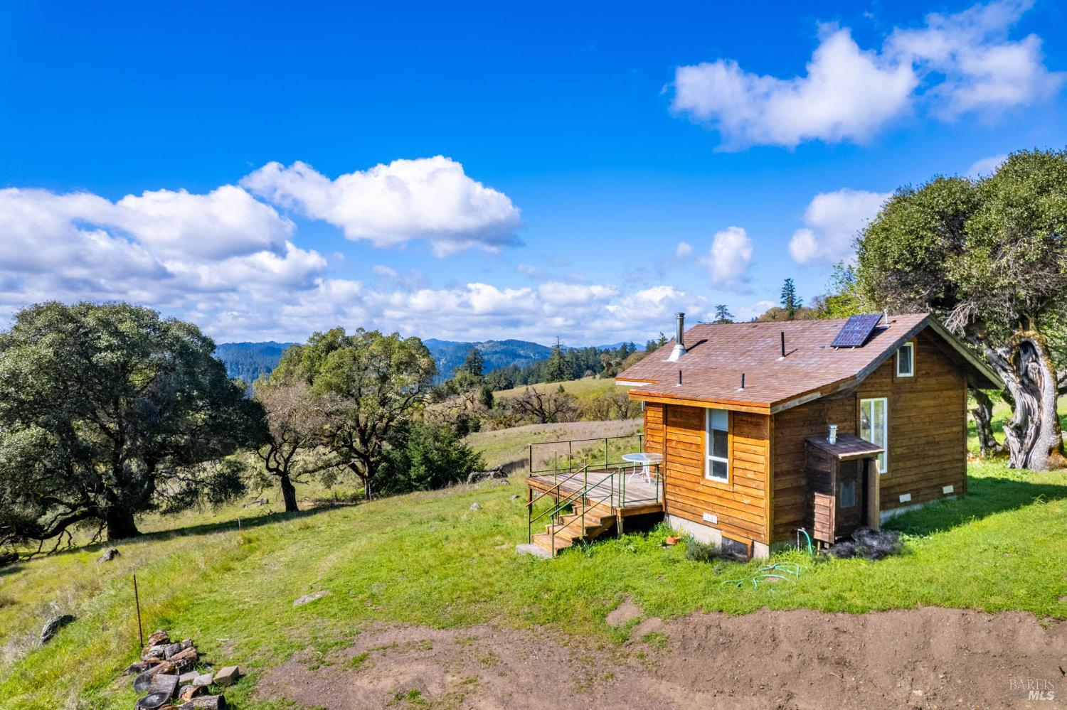 16101 Lost Creek Road Yorkville CA 95494