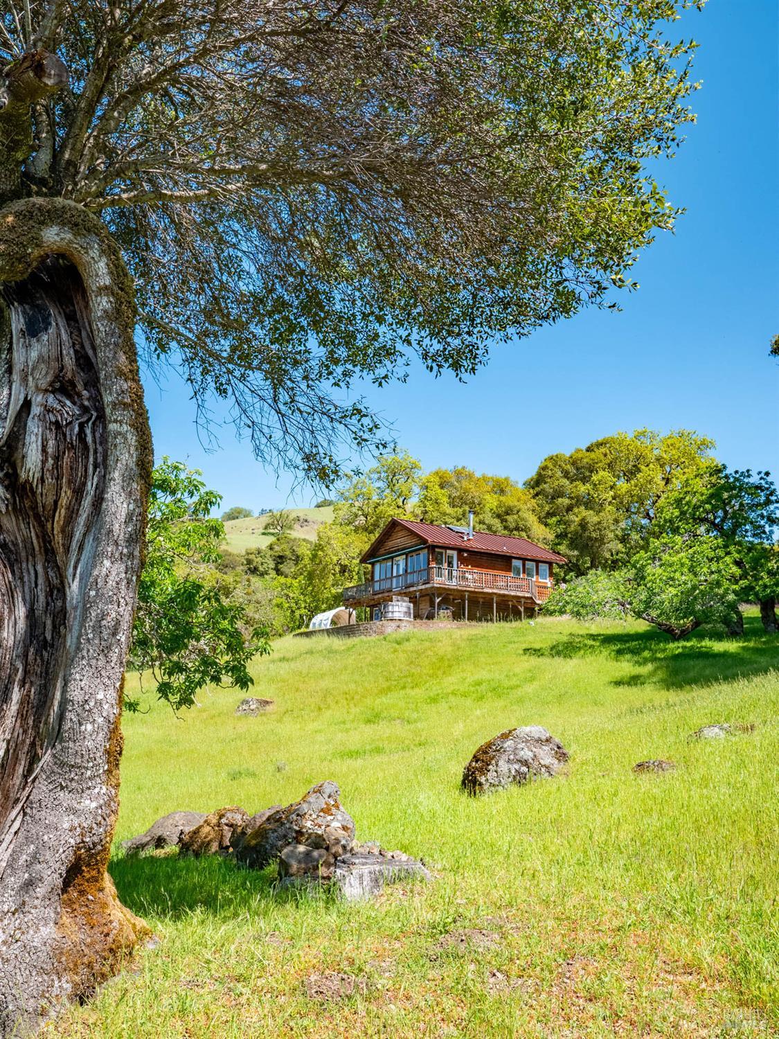 16101 Lost Creek Road Yorkville CA 95494
