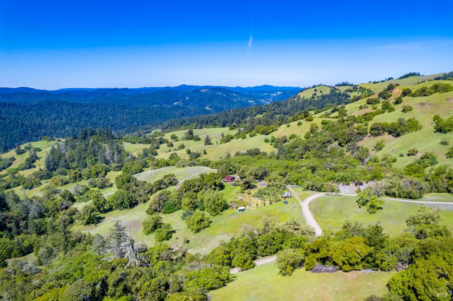 16101 Lost Creek Road Yorkville CA 95494