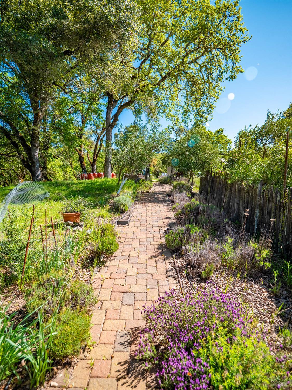 16101 Lost Creek Road Yorkville CA 95494