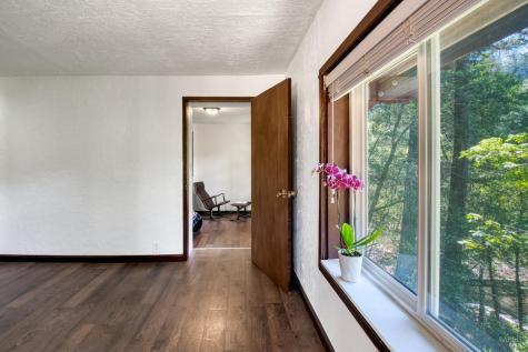 15 Mountain View Avenue Lagunitas CA 94938
