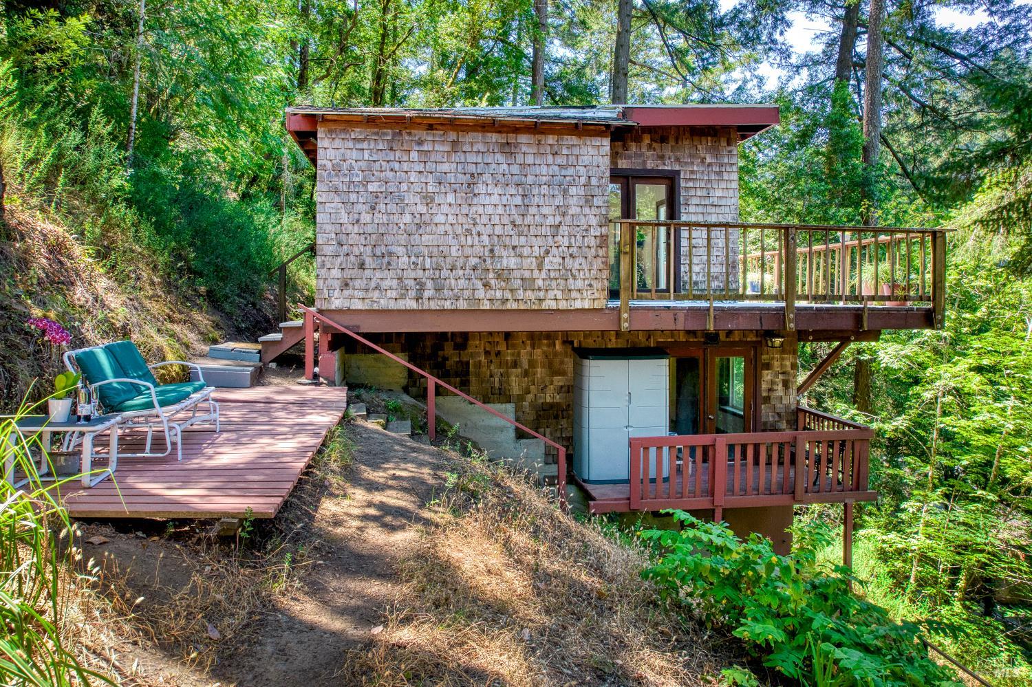 15 Mountain View Avenue Lagunitas CA 94938