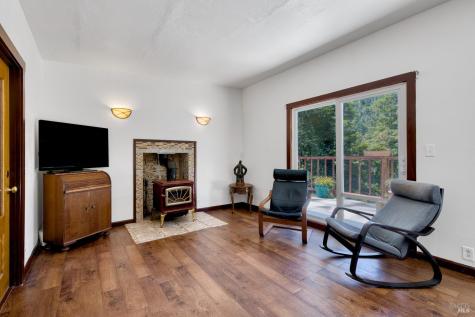 15 Mountain View Avenue Lagunitas CA 94938
