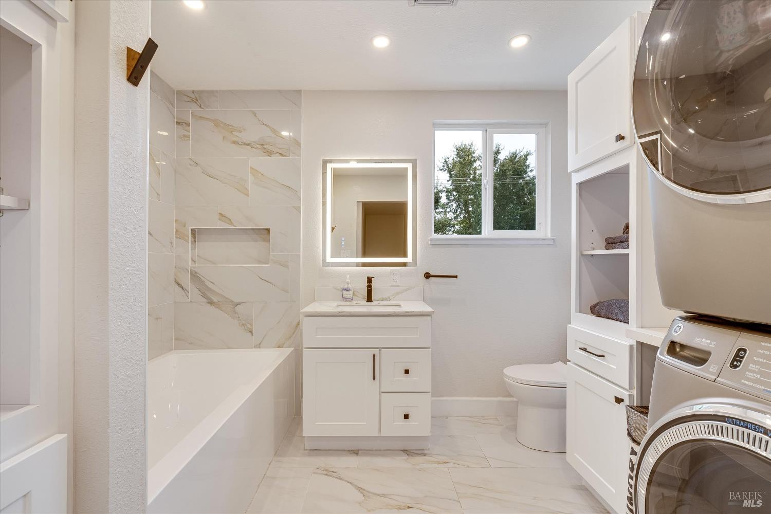 1600 Bryce Court Napa CA 94558