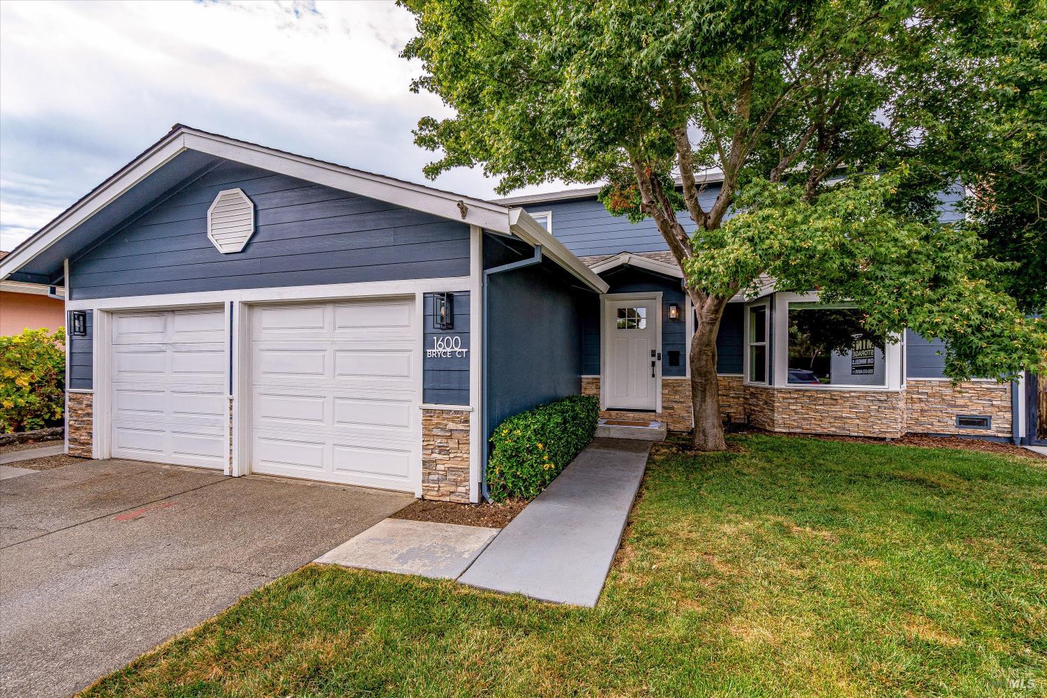 1600 Bryce Court Napa CA 94558