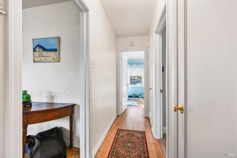 2003 Humboldt Street Santa Rosa CA 95404