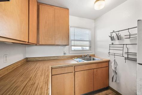 2003 Humboldt Street Santa Rosa CA 95404