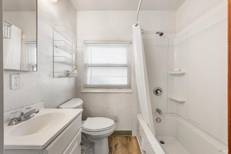 2003 Humboldt Street Santa Rosa CA 95404