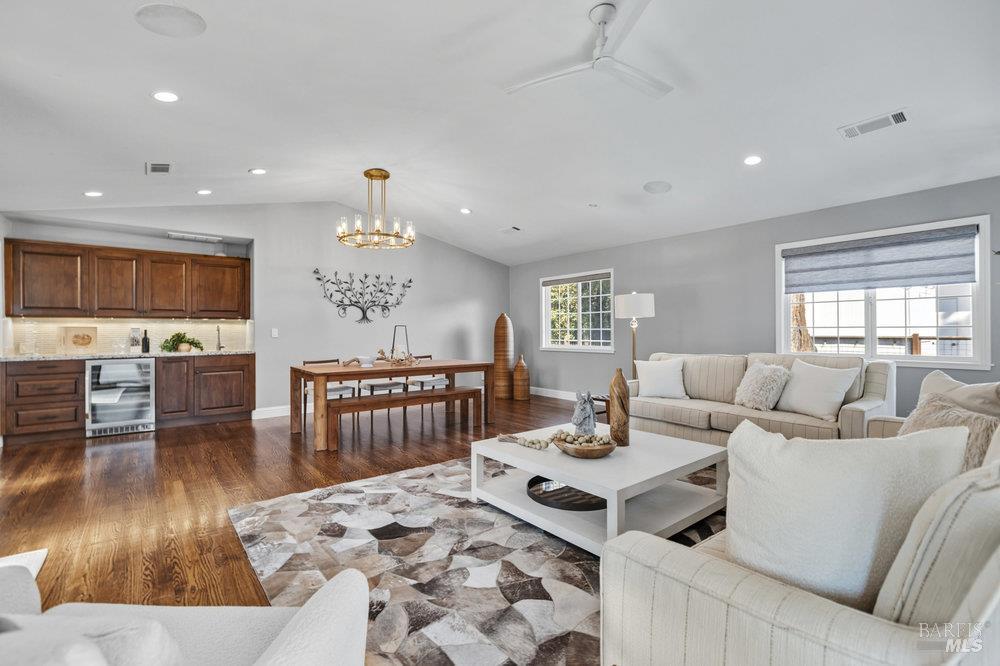 1022 Berry Lane Napa CA 94558