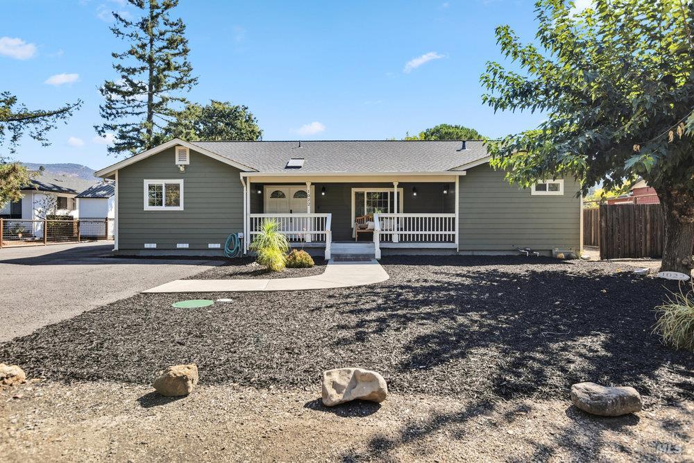 1022 Berry Lane Napa CA 94558