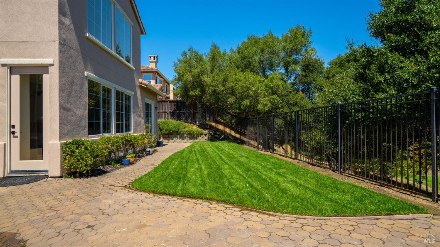 1516 Landmark Drive Vallejo CA 94591