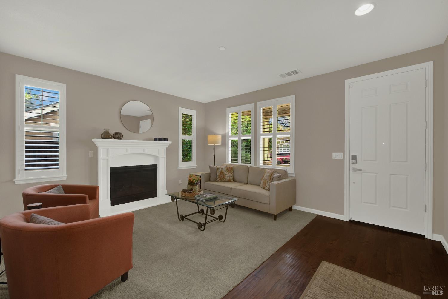 18 Riverton Court Napa CA 94558