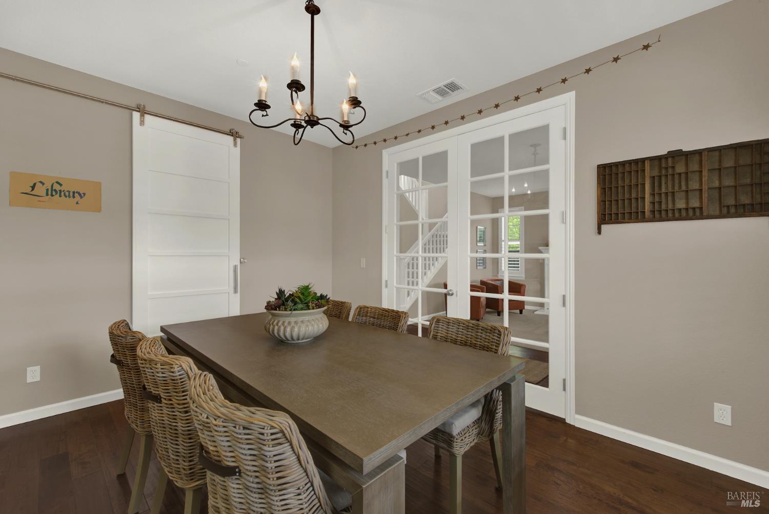 18 Riverton Court Napa CA 94558