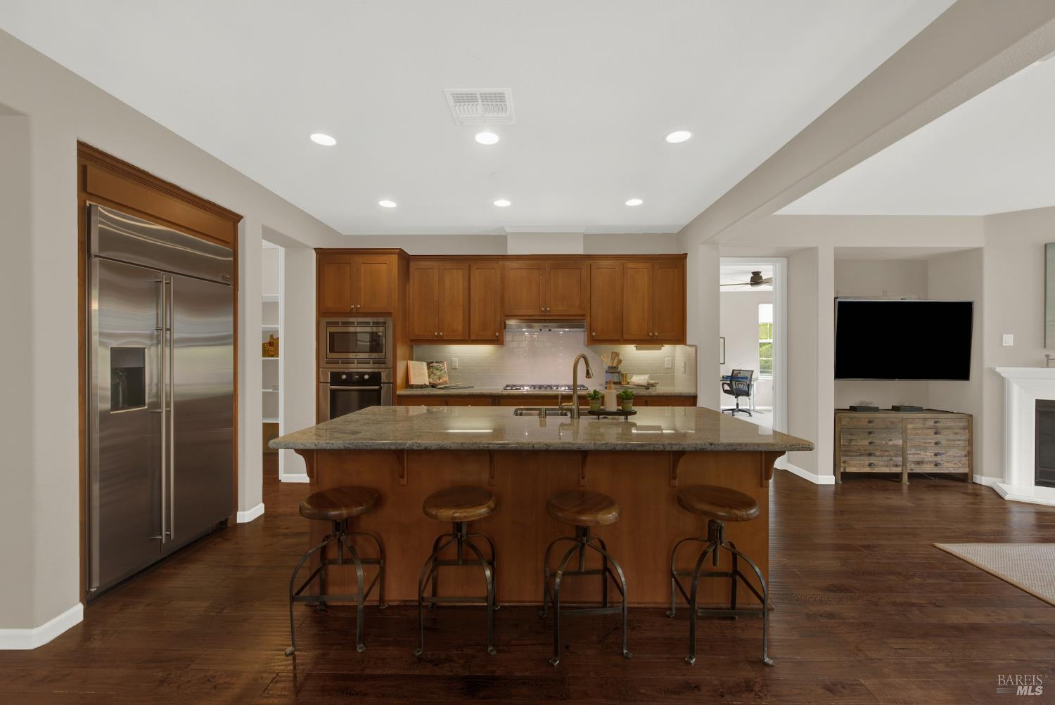 18 Riverton Court Napa CA 94558