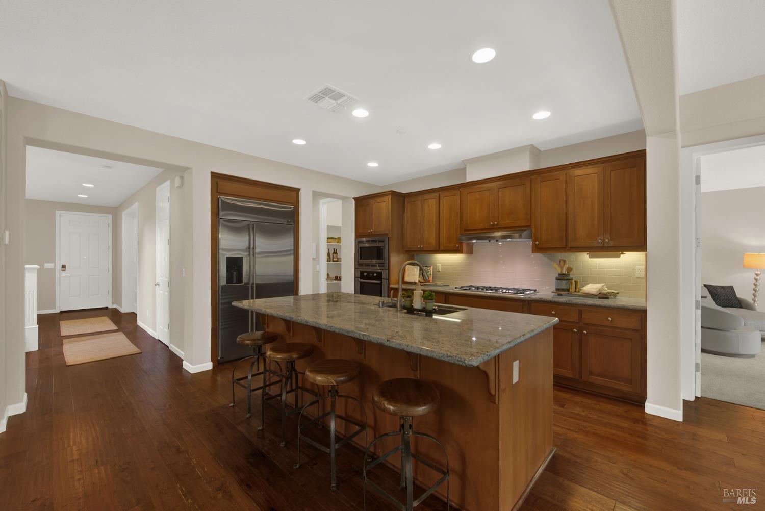 18 Riverton Court Napa CA 94558
