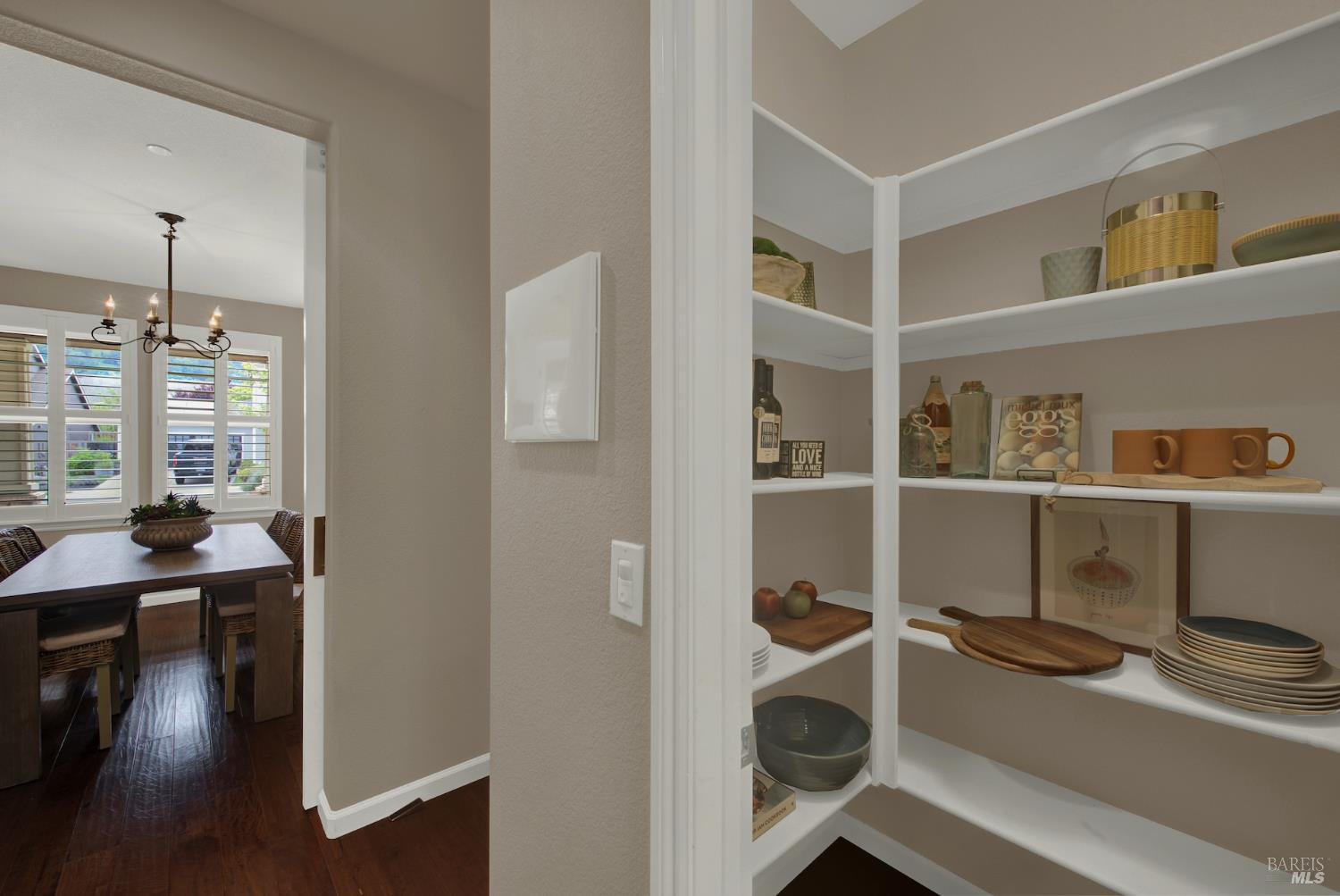 18 Riverton Court Napa CA 94558