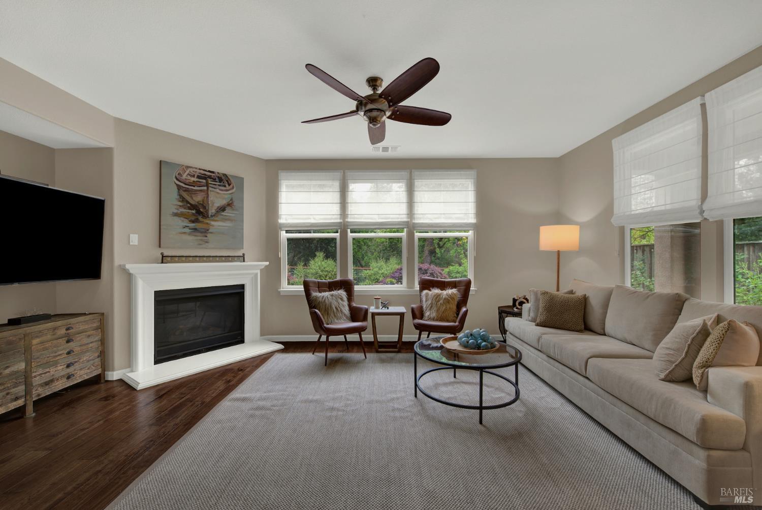 18 Riverton Court Napa CA 94558