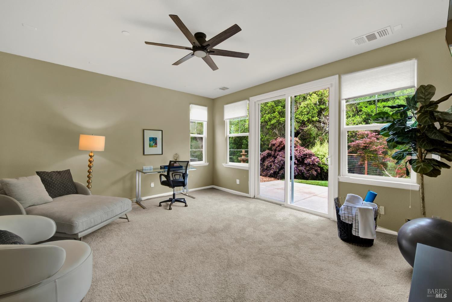 18 Riverton Court Napa CA 94558