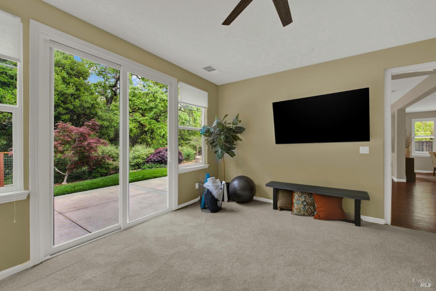 18 Riverton Court Napa CA 94558