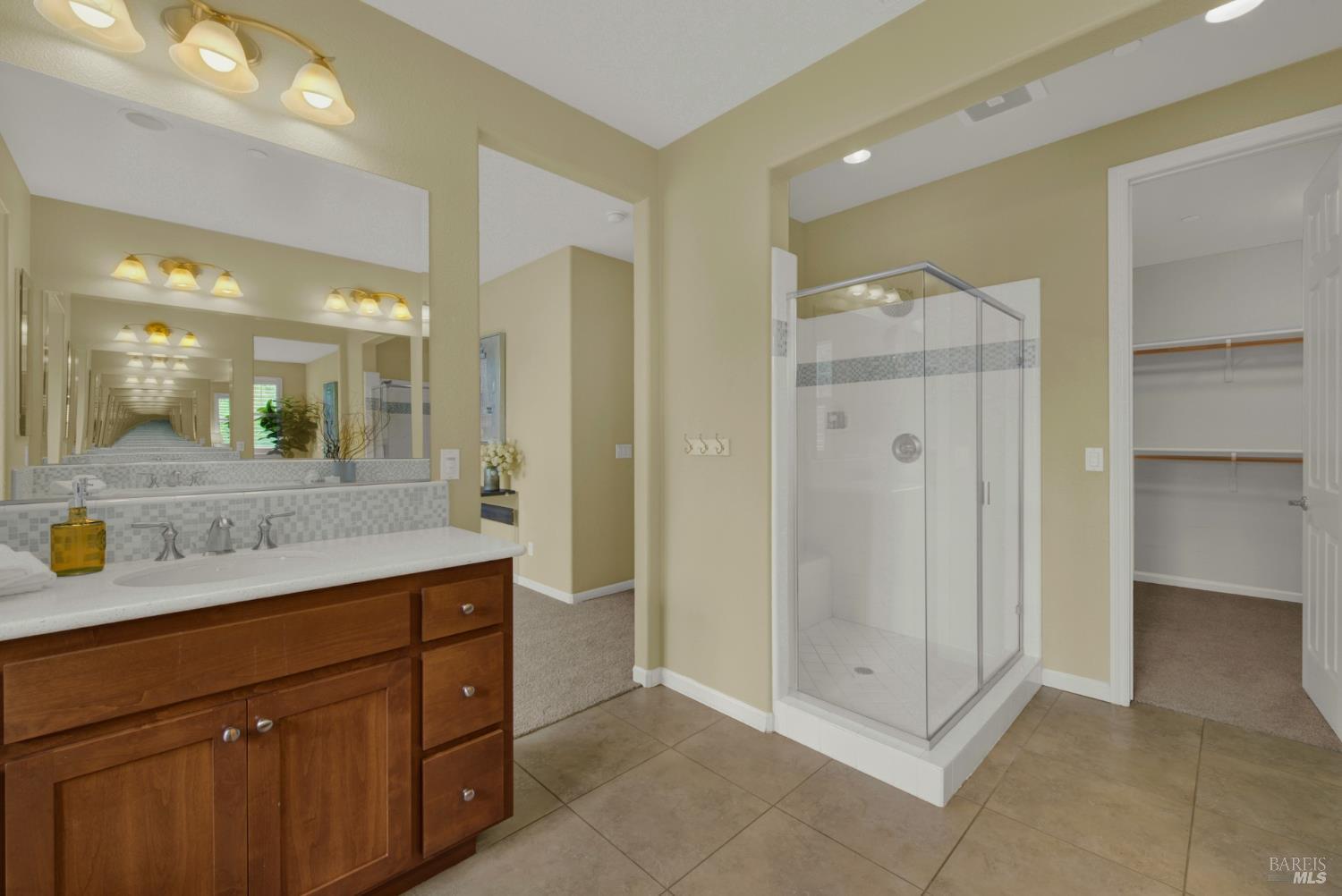 18 Riverton Court Napa CA 94558
