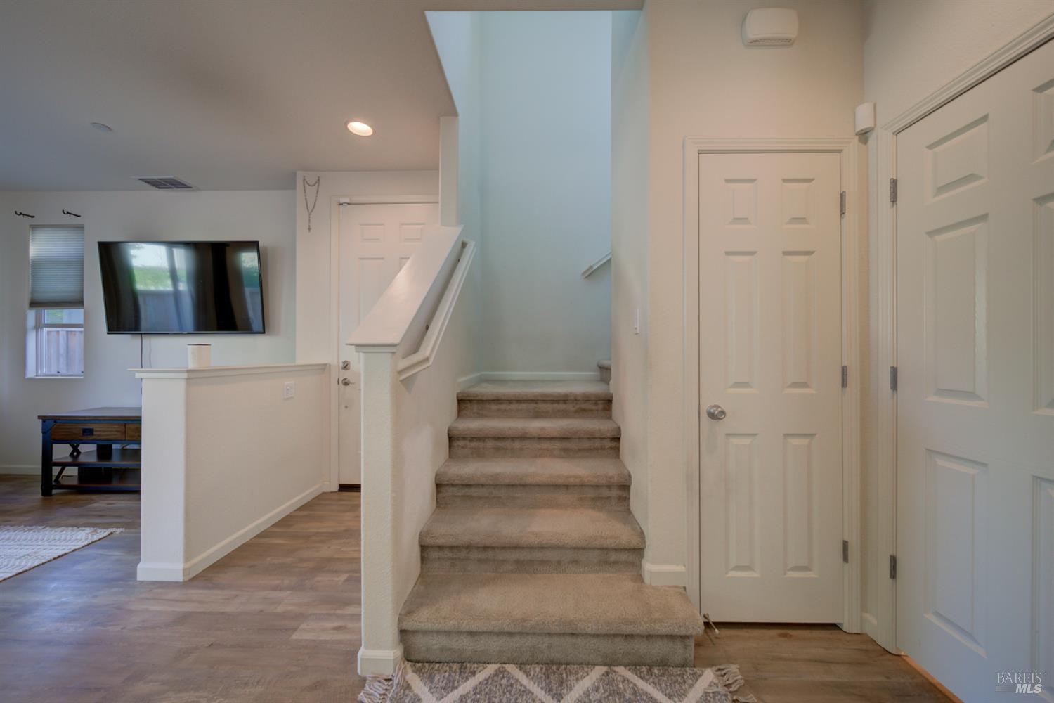1125 Strawberry Lane Suisun City CA 94585