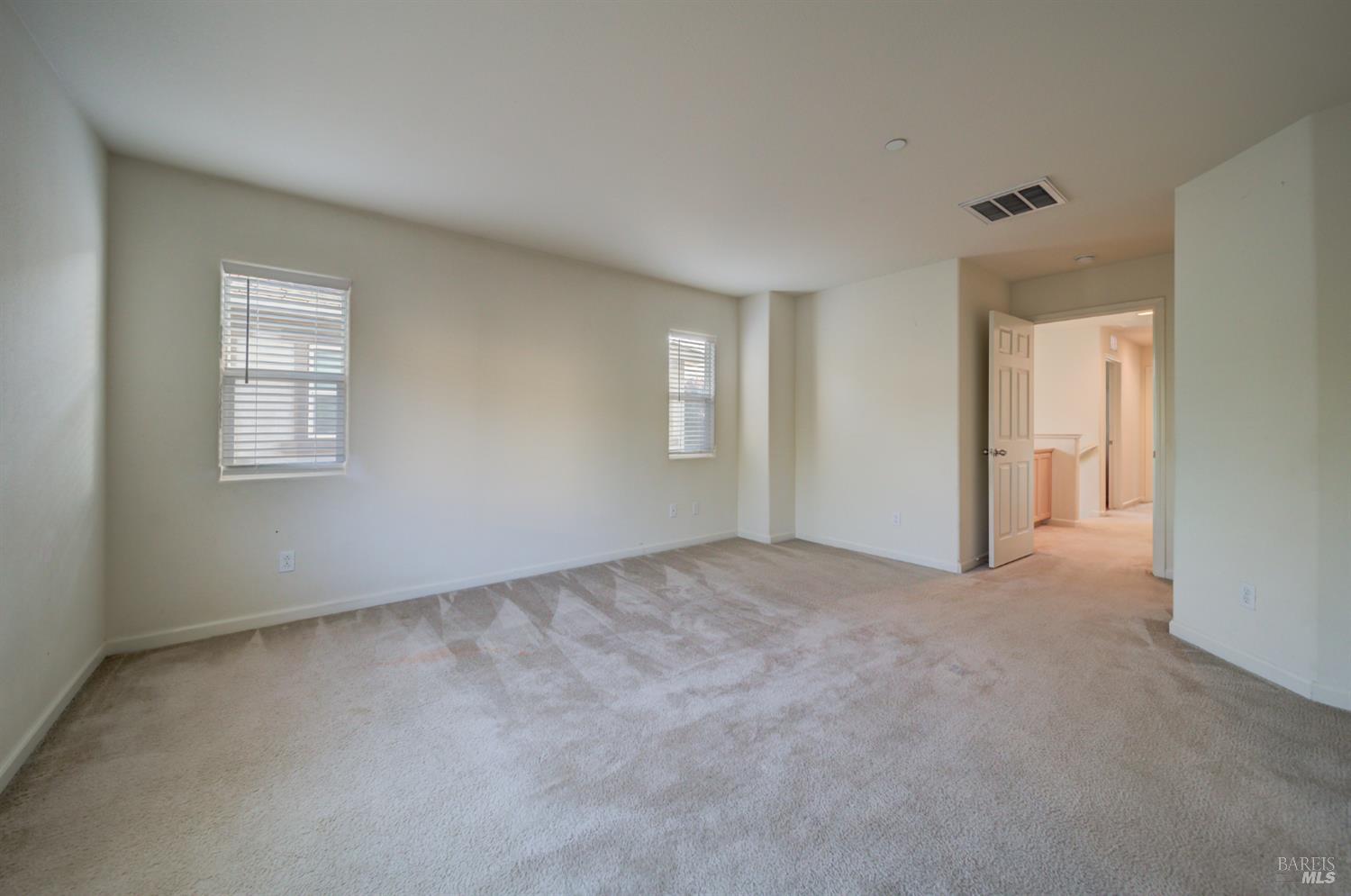 1125 Strawberry Lane Suisun City CA 94585