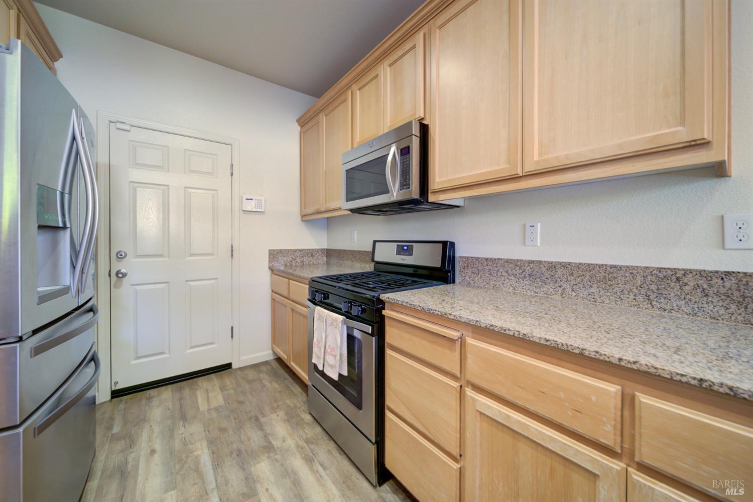 1125 Strawberry Lane Suisun City CA 94585