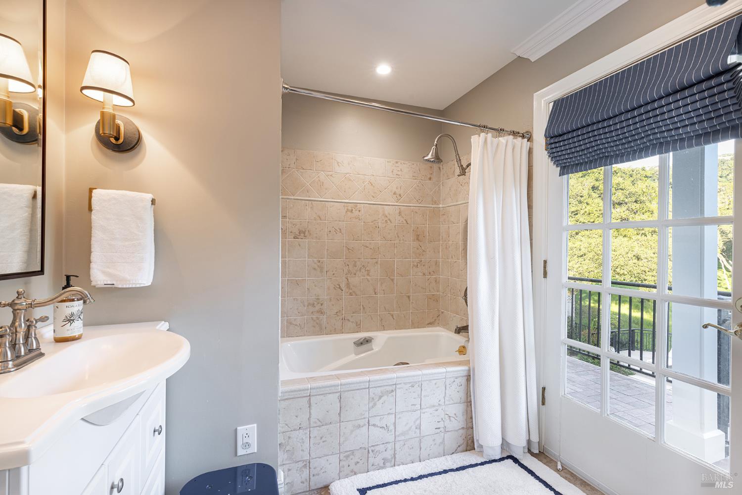 389 Saint Andrews Drive Napa CA 94558