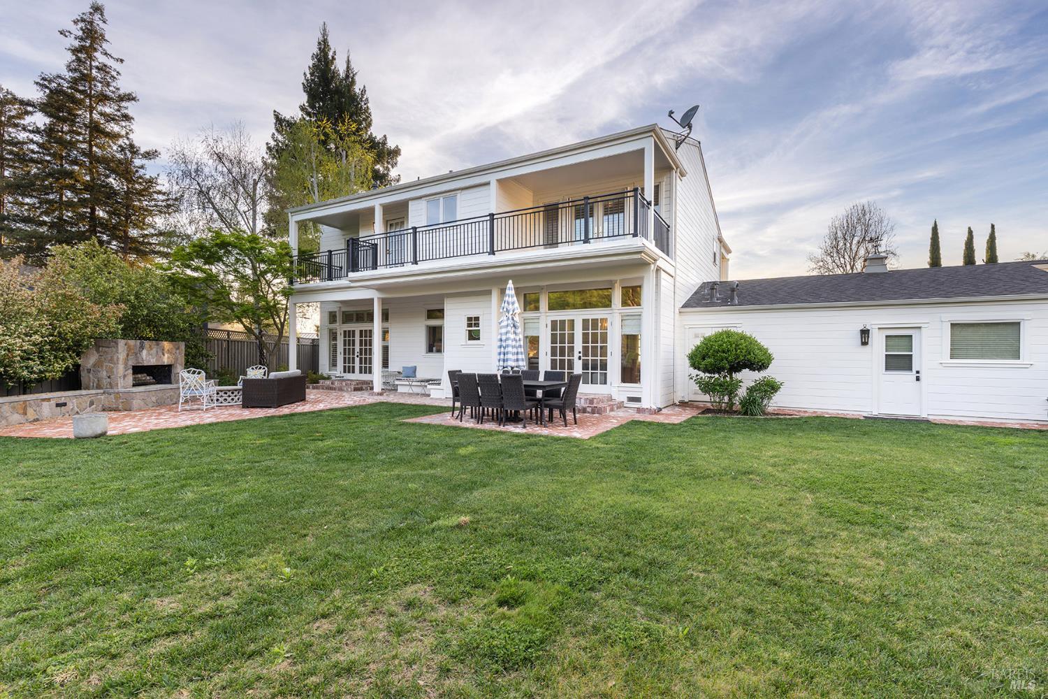 389 Saint Andrews Drive Napa CA 94558