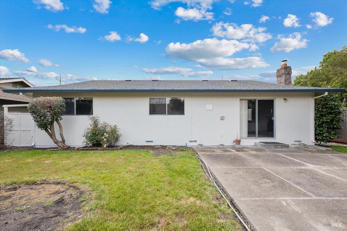 405 Ely Boulevard S Petaluma CA 94954