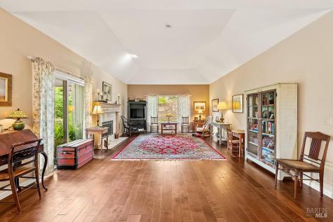 6252 Meadowstone Drive Santa Rosa CA 95409