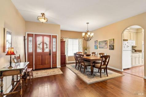 6252 Meadowstone Drive Santa Rosa CA 95409