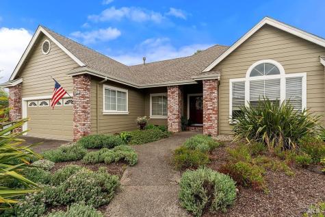 6252 Meadowstone Drive Santa Rosa CA 95409