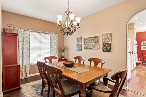 6252 Meadowstone Drive Santa Rosa CA 95409