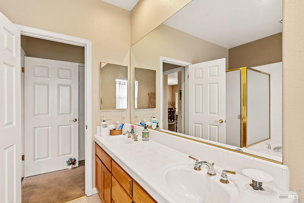 6252 Meadowstone Drive Santa Rosa CA 95409