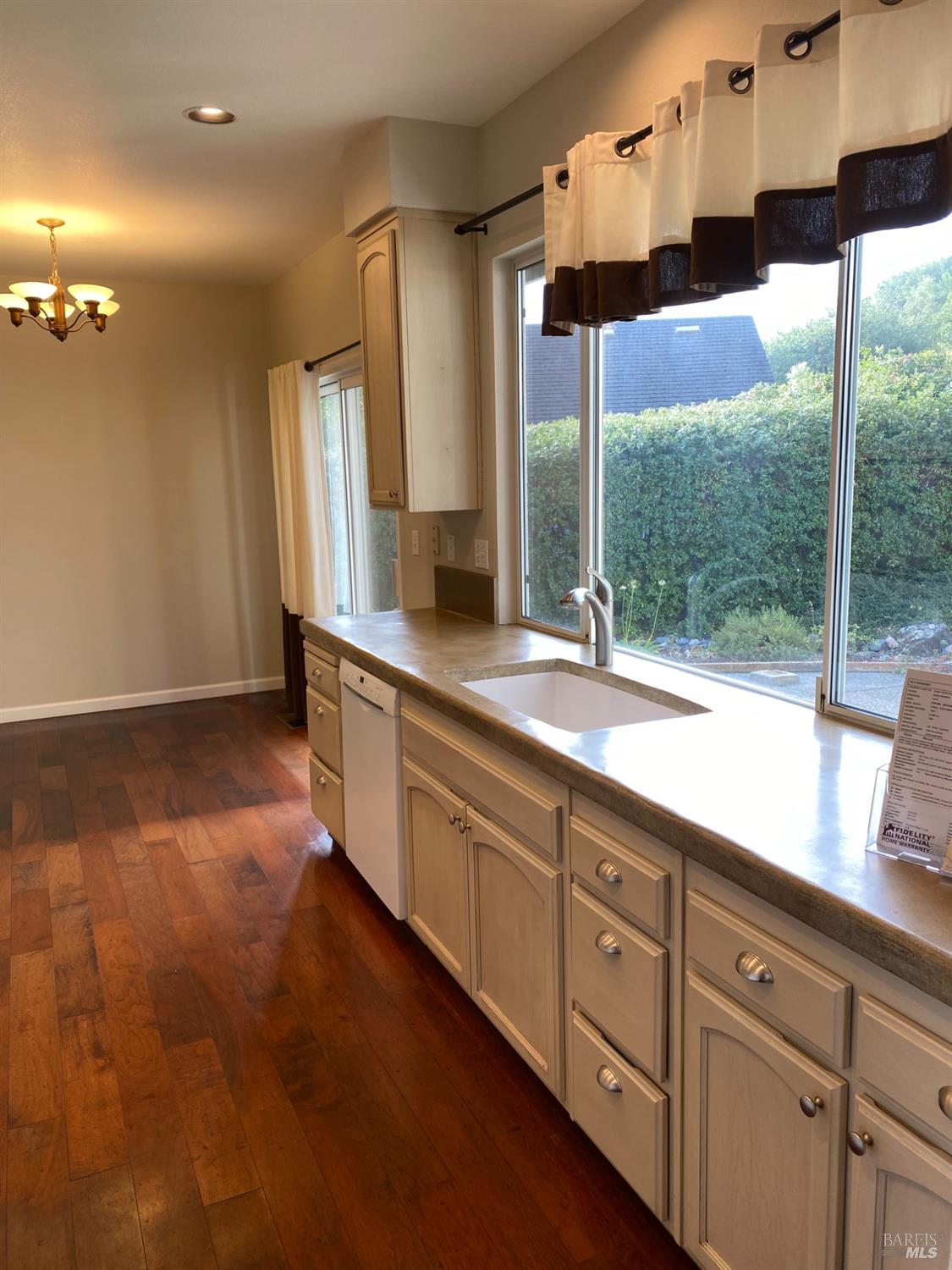 6252 Meadowstone Drive Santa Rosa CA 95409