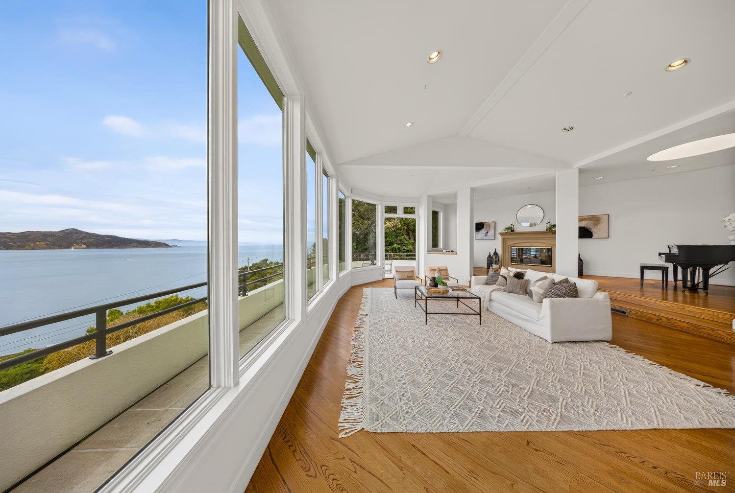63 Bulkley Avenue Sausalito CA 94965